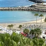 度假居 Ocean View Near The *